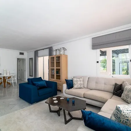 Bright New In Puente Apartment Marbella