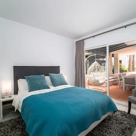Bright New In Puente Apartment Marbella